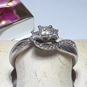 Estate .40cttw Princess 3 across & Round Diamond 10Kt WG Engagement Ring #19186